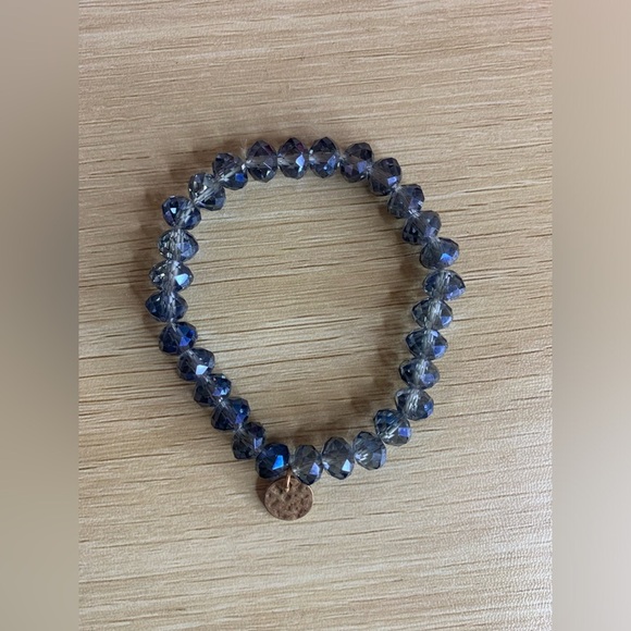 Like new Beaded Bracelet with silver accent charm - Picture 2 of 2